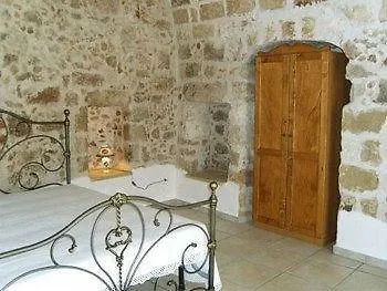 Dimora Vicolungo Bed & Breakfast