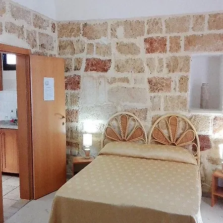 Bed & Breakfast Dimora Vicolungo Ugento