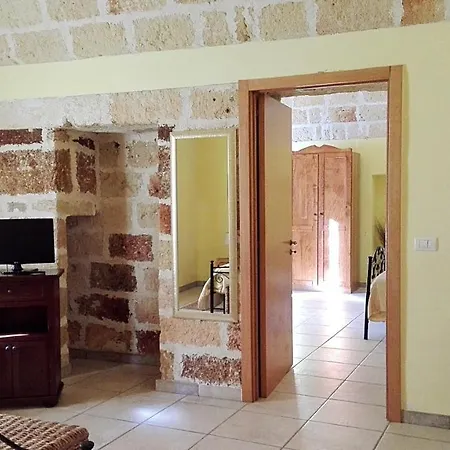 Dimora Vicolungo Bed & Breakfast