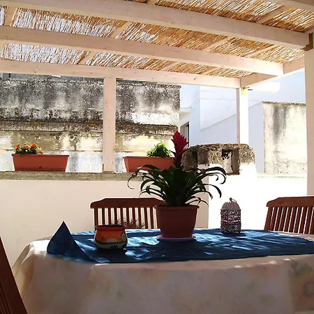 Bed & Breakfast Dimora Vicolungo 3*