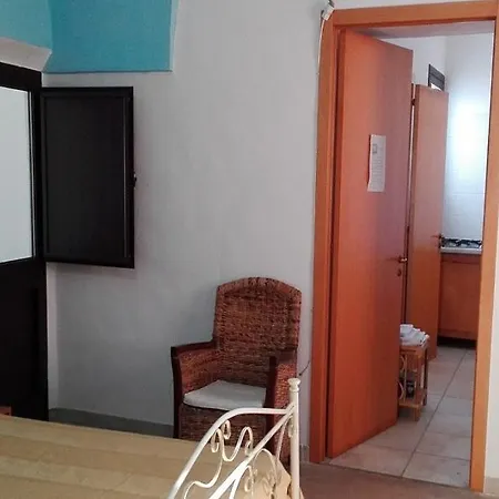 B&B Dimora Vicolungo 3*